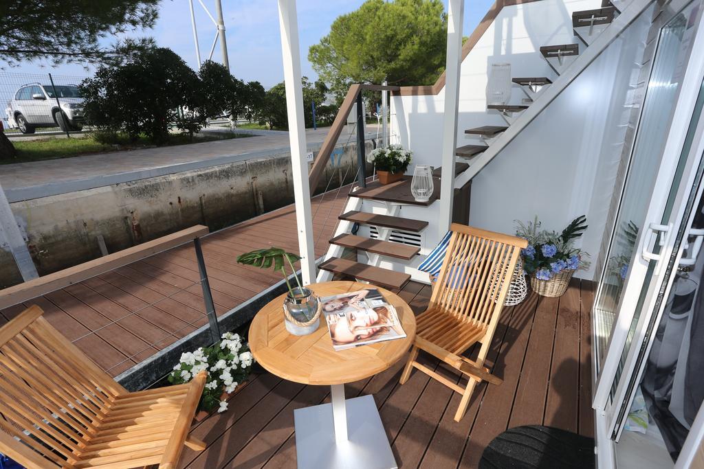 Floating Sea House Kahne Portoroz Villa Exteriör bild