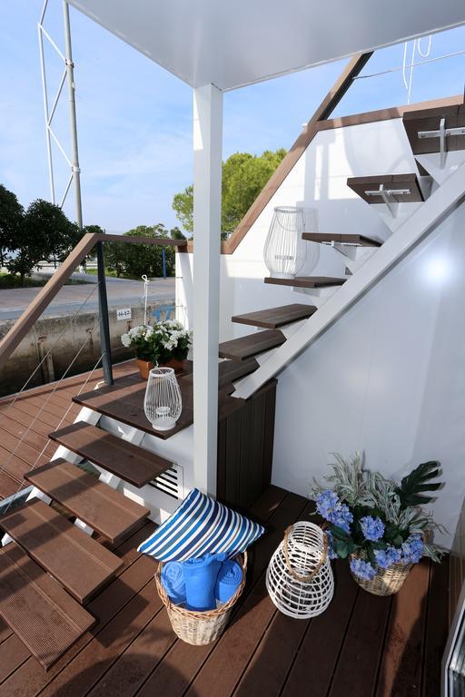 Floating Sea House Kahne Portoroz Villa Exteriör bild